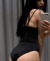Mila, 26